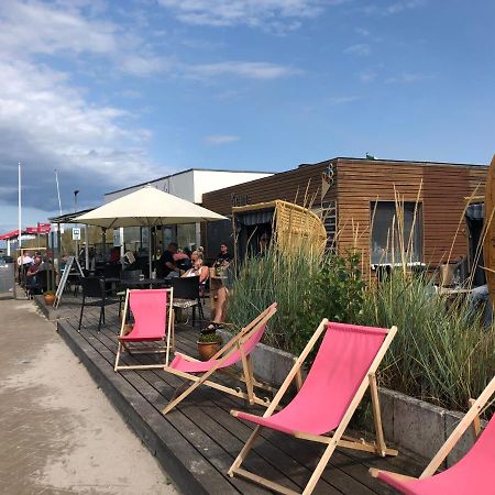 Ferienwohnung Sandkueste Mit Strandkorb & Indoor Spielplatz Heiligenhafen Buitenkant foto