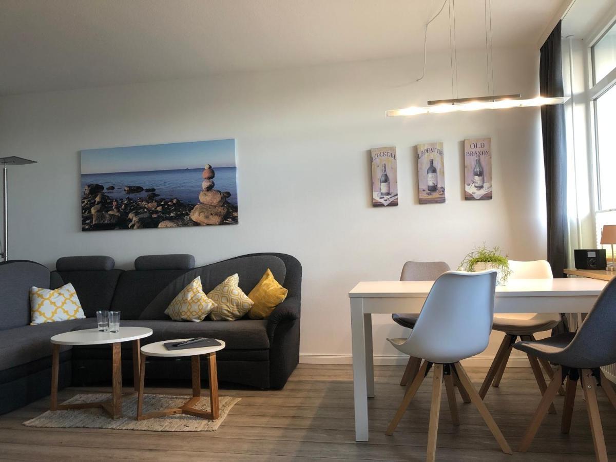 Ferienwohnung Sandkueste Mit Strandkorb & Indoor Spielplatz Heiligenhafen Buitenkant foto